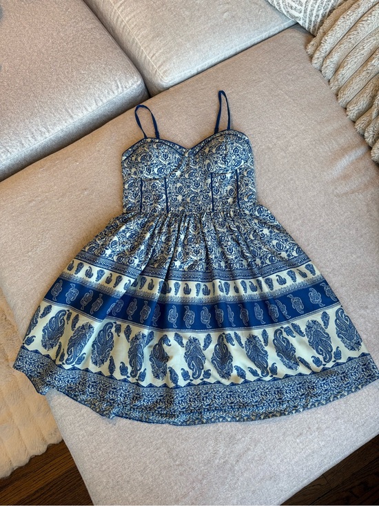 Band of Gypsies Dresses & Skirts - NWOT Band of Gypsies Blue Paisley Corset Sundress Size Small